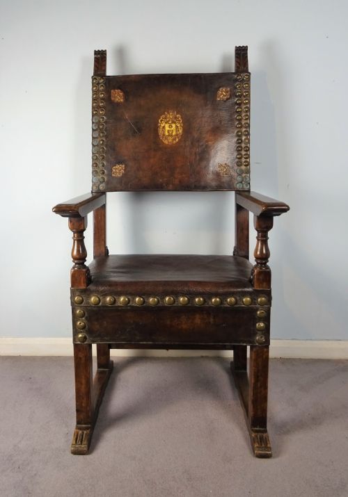 italian walnut and leather throne armchair - CATEGORY: ANTIQUE CHAIRS - DATED 1920