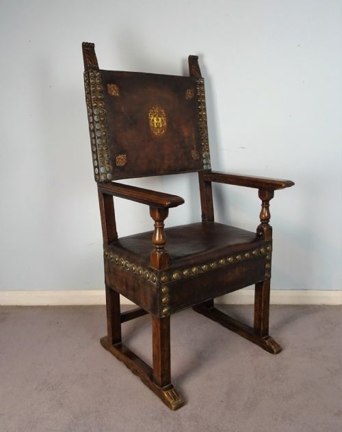 ITALIAN WALNUT AND LEATHER THRONE ARMCHAIR - ADDITIONAL PHOTO 7