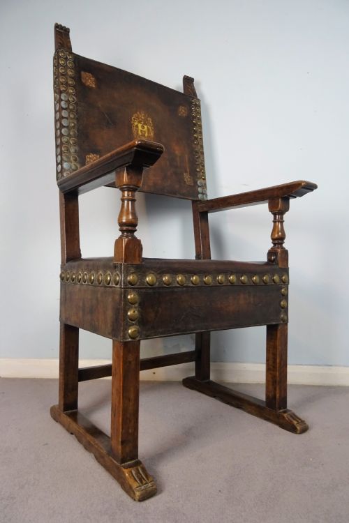 ITALIAN WALNUT AND LEATHER THRONE ARMCHAIR - ADDITIONAL PHOTO 9