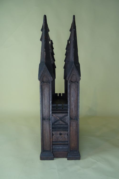ANTIQUE OAK GOTHIC ARCHITECTURAL ELEMENT - ADDITIONAL PHOTO 3