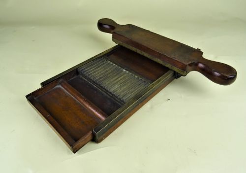 19TH CENTURY CHEMIST'S PILLMAKING MACHINE - ADDITIONAL PHOTO 6