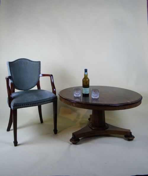 william iv circular mahogany tilt top coffee table - CATEGORY: ANTIQUE TABLES - DATED 19TH CENTURY
