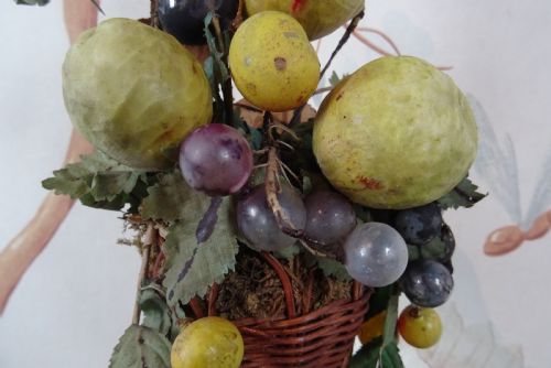 19TH CENTURY STILL LIFE OF FRUITS UNDER A GLASS DOME - ADDITIONAL PHOTO 6