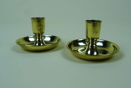 PAIR OF BRASS CAMPAIGN BRIGHTON BUN TRAVELLING CANDLESTICKS - ADDITIONAL PHOTO 1