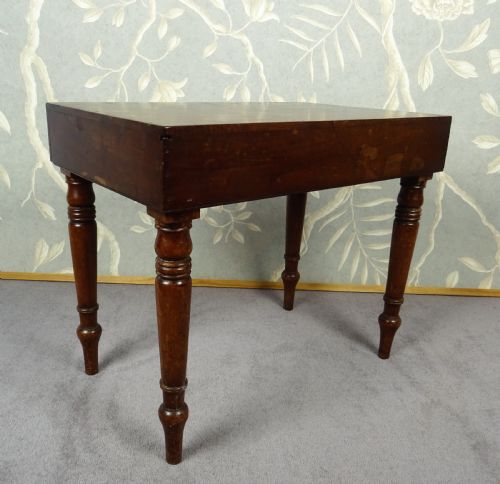 19TH CENTURY MAHOGANY SMALL TABLE WITH BIDET - ADDITIONAL PHOTO 2