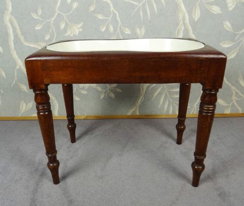 19TH CENTURY MAHOGANY SMALL TABLE WITH BIDET - ADDITIONAL PHOTO 3