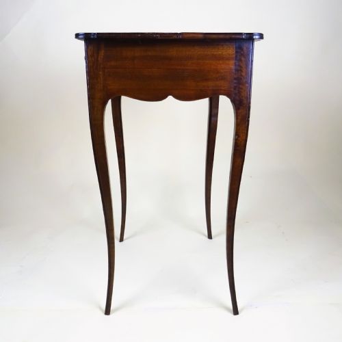 LOUIS XV STYLE SIDE TABLE - ADDITIONAL PHOTO 3