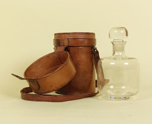 EDWARDIAN CAMPAIGN DECANTER AND CASE - ADDITIONAL PHOTO 3