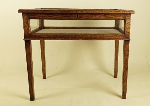 EDWARDIAN OAK DISPLAY TABLE - ADDITIONAL PHOTO 1