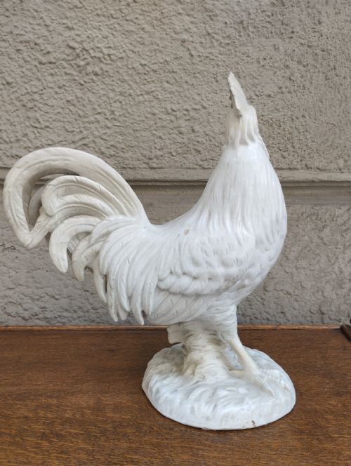 ANTIQUE VIENNA PORCELAIN ROOSTER - ADDITIONAL PHOTO 1