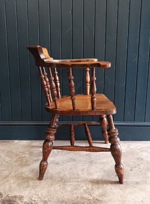 ANTIQUE ENGLISH SMOKERS CAPTAIN'S BOW CHAIR - ADDITIONAL PHOTO 4