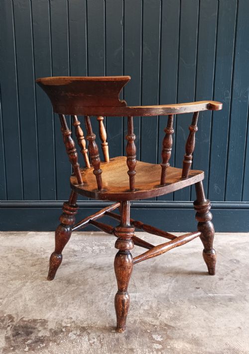 ANTIQUE ENGLISH SMOKERS CAPTAIN'S BOW CHAIR - ADDITIONAL PHOTO 5