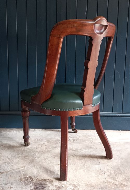 A SUPERB MAHOGANY VICTORIAN LIBRARY DESK CHAIR - ADDITIONAL PHOTO 7