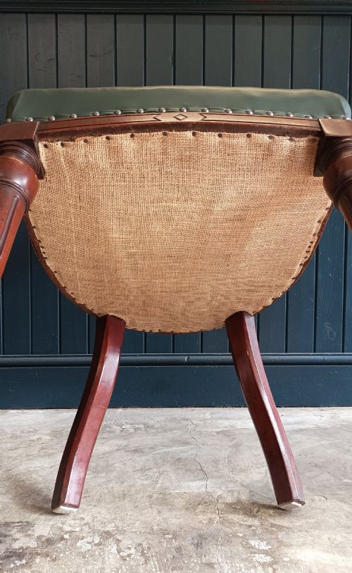 A SUPERB MAHOGANY VICTORIAN LIBRARY DESK CHAIR - ADDITIONAL PHOTO 10