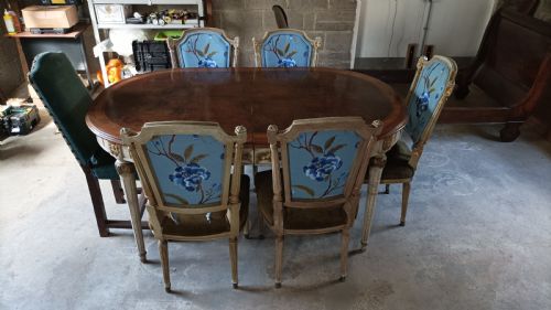 FRENCH EXTENDING WALNUT PAINTED DINING CENTRE TABLE - ADDITIONAL PHOTO 13