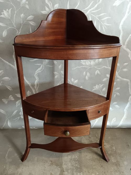 GEORGIAN MAHOGANY CORNER WASHSTAND - ADDITIONAL PHOTO 3