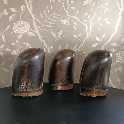 THREE ANTIQUE MILLINERS HAT BLOCKS FOR MILITARY BEARSKIN CAP - ADDITIONAL PHOTO 8