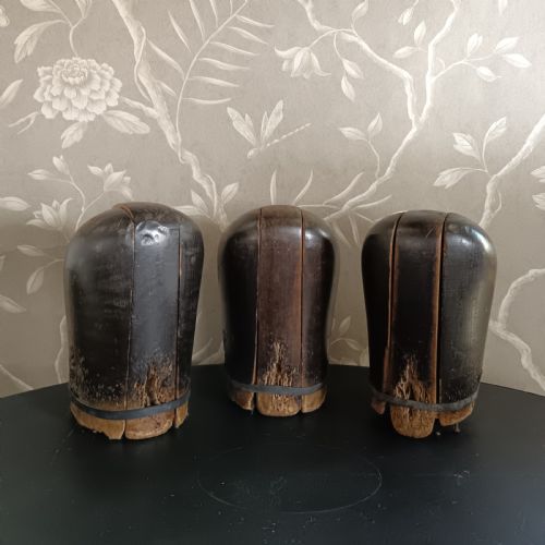THREE ANTIQUE MILLINERS HAT BLOCKS FOR MILITARY BEARSKIN CAP - ADDITIONAL PHOTO 5