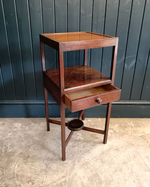 GEORGIAN MAHOGANY BEDSIDE TABLE - ADDITIONAL PHOTO 1