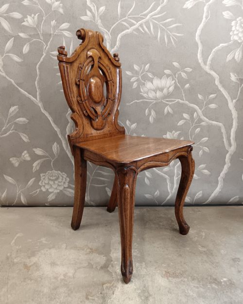 VICTORIAN OAK HALL CHAIR - ADDITIONAL PHOTO 1
