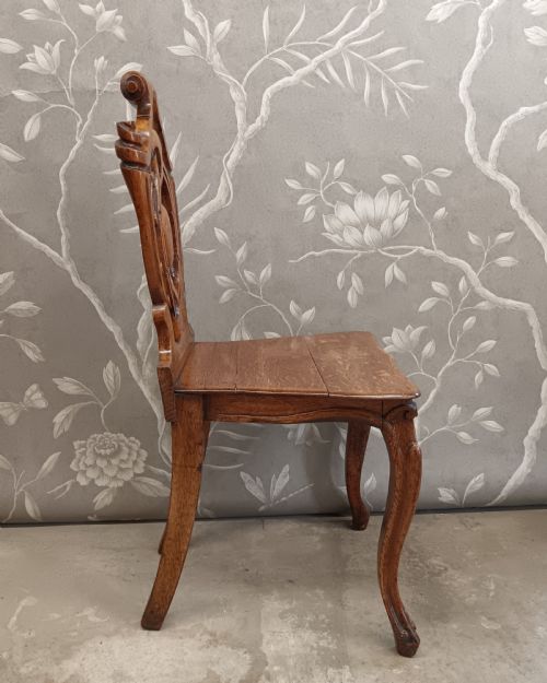 VICTORIAN OAK HALL CHAIR - ADDITIONAL PHOTO 2