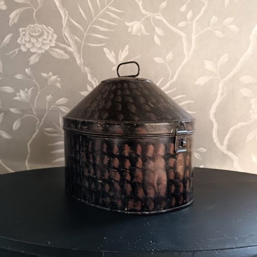 ANTIQUE TOLEWARE TIN MILITARY HAT BOX - ADDITIONAL PHOTO 4