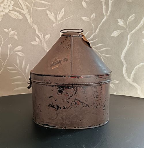 ANTIQUE TOLEWARE TIN MILITARY HAT BOX - ADDITIONAL PHOTO 1