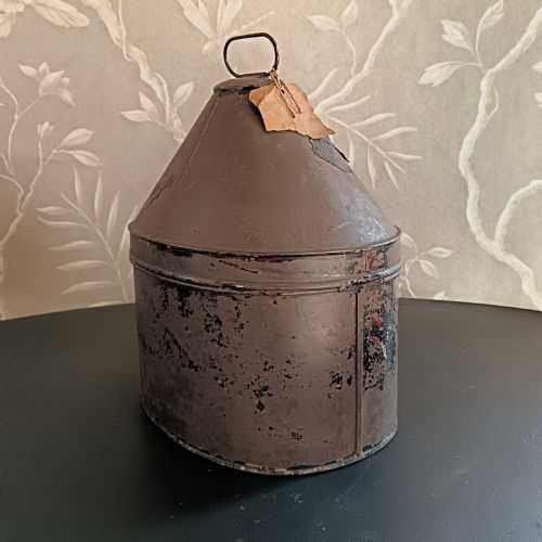 ANTIQUE TOLEWARE TIN MILITARY HAT BOX - ADDITIONAL PHOTO 2