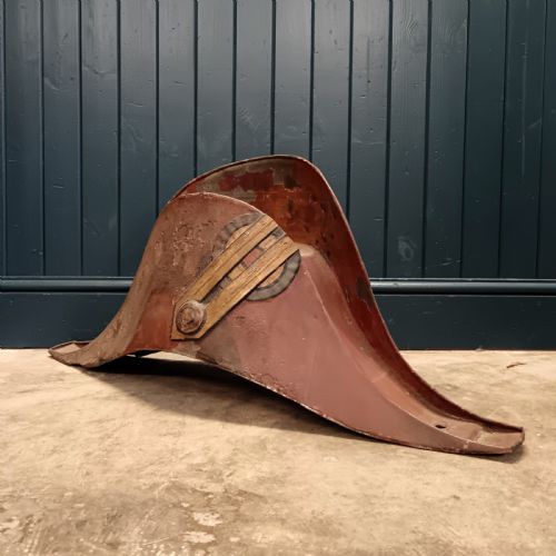 EXTREMELY RARE 19TH CENTURY TOLEWARE BICORN HATMILITARY TRADE SIGN - ADDITIONAL PHOTO 1