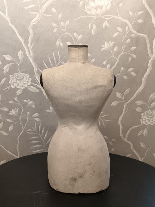 CIRCA 1900 TAYLOR'S DRESSMAKER'S MANNEQUIN BUST - ADDITIONAL PHOTO 4