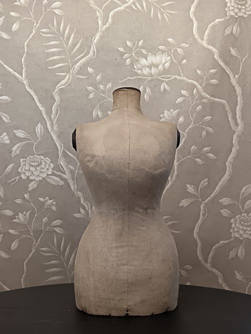 CIRCA 1900 TAYLOR'S DRESSMAKER'S MANNEQUIN BUST - ADDITIONAL PHOTO 7