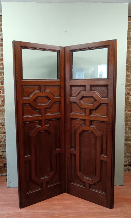 FOUR PANEL FOLDING OAK AND GLASS SCREEN ROOM DIVIDER - ADDITIONAL PHOTO 5