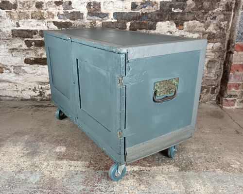 CAMPAIGN MILITARY CHEST TRANSPORTING PACKING CASE - ADDITIONAL PHOTO 2