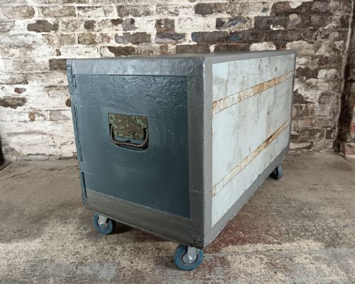 CAMPAIGN MILITARY CHEST TRANSPORTING PACKING CASE - ADDITIONAL PHOTO 3