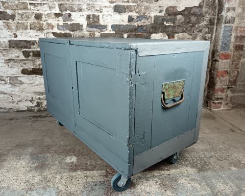 CAMPAIGN MILITARY CHEST TRANSPORTING PACKING CASE - ADDITIONAL PHOTO 2
