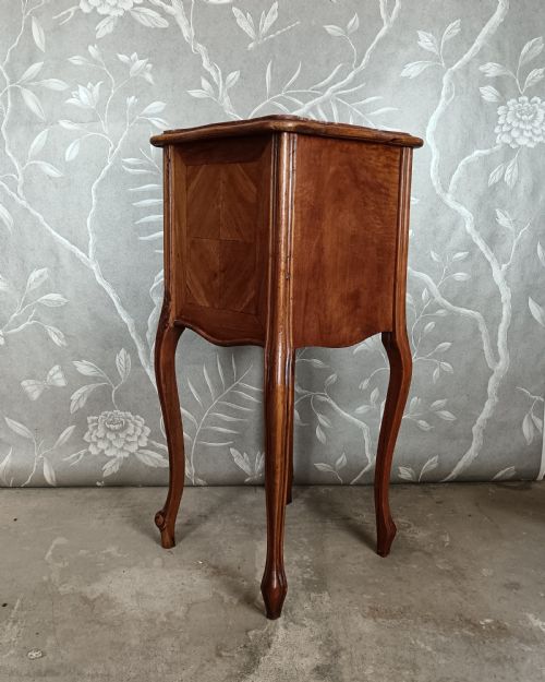 ANTIQUE FRENCH BEDSIDE CUPBOARD - ADDITIONAL PHOTO 5