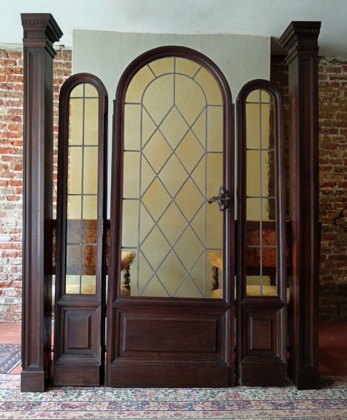 ANTIQUE ITALIAN RECLAIMED ANTIQUE VESTIBULE DOORWAY - ADDITIONAL PHOTO 2