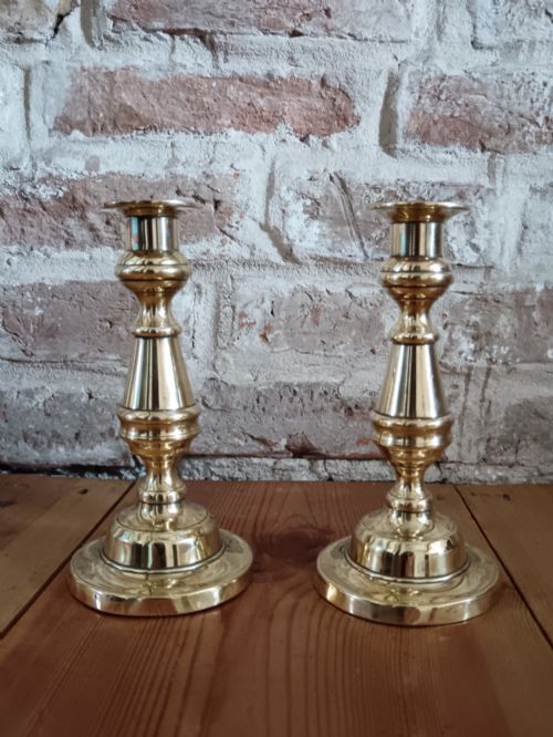 PAIR OF LATE GEORGIAN REGENCY BRASS EJECTOR CANDLESTICKS - ADDITIONAL PHOTO 2
