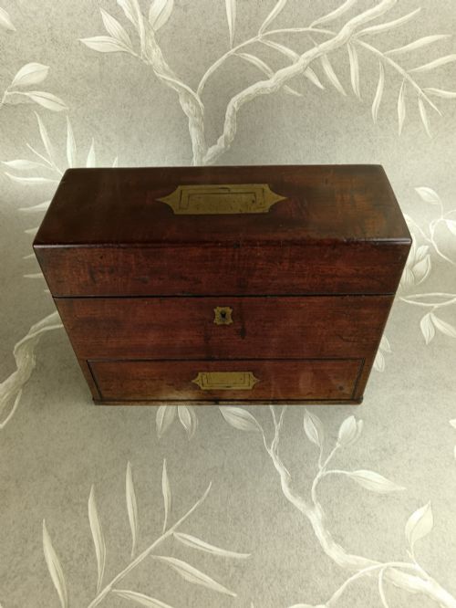 FINE GEORGIAN MAHOGANY CAMPAIGN TRAVELLING APOTHECARY CHEST - ADDITIONAL PHOTO 7
