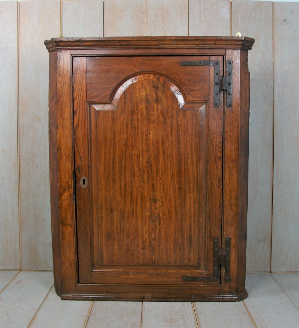 18th C Georgian Oak Barrel Back Corner Cupboard View V