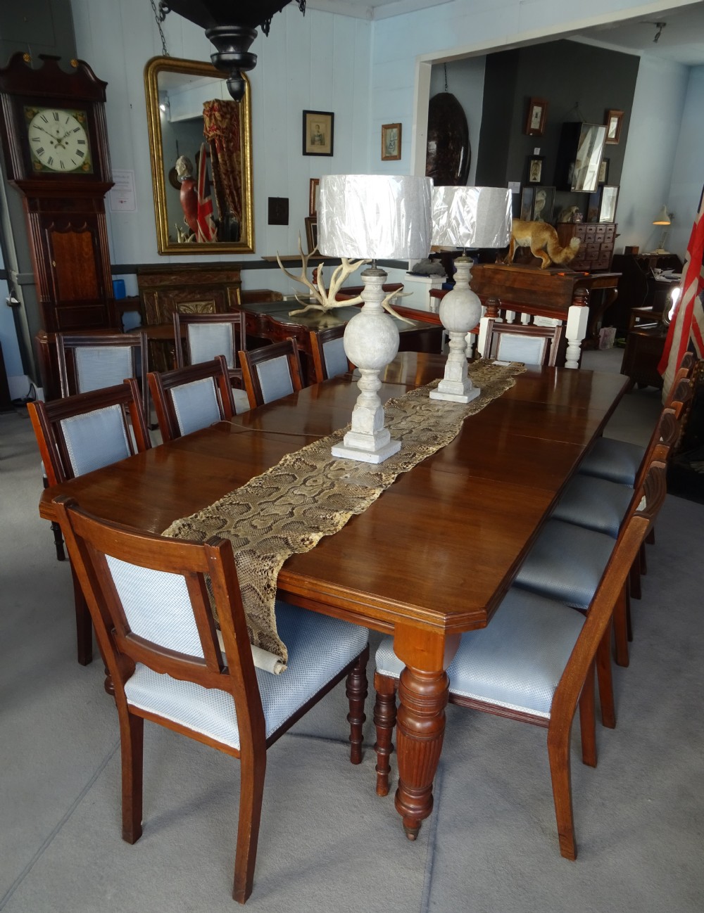 A Large Victorian Extending Wind Out Walnut Dining Table