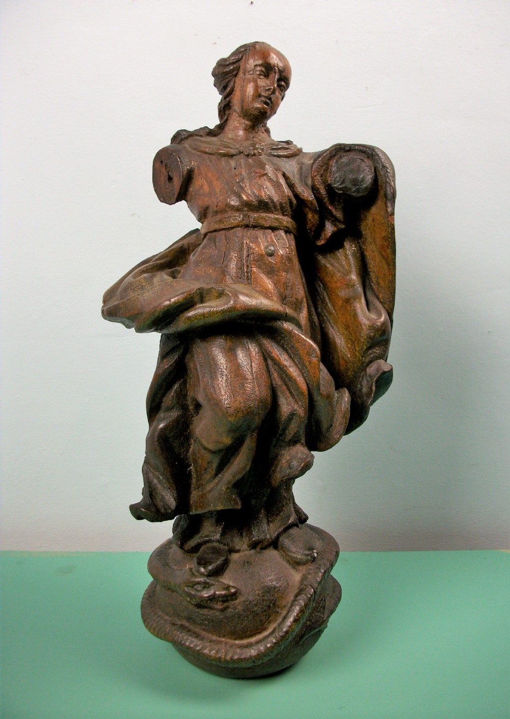 C17th Italian Carved Oak Wood Sculpture of the Virgin Mary