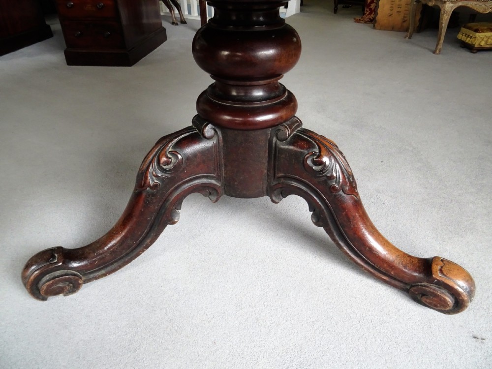 19th C Walnut Oval Dining Table View IX