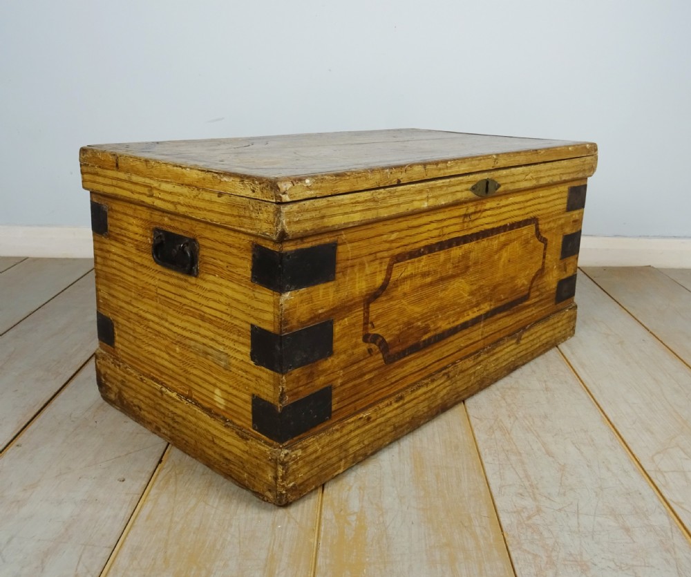 Original Victorian Hand Painted Travelling Trunk Chest View IV
