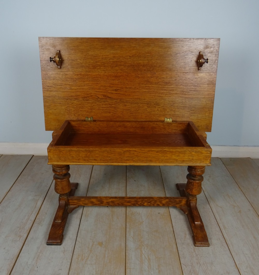 Oak Arts & Crafts Coffee Table View X