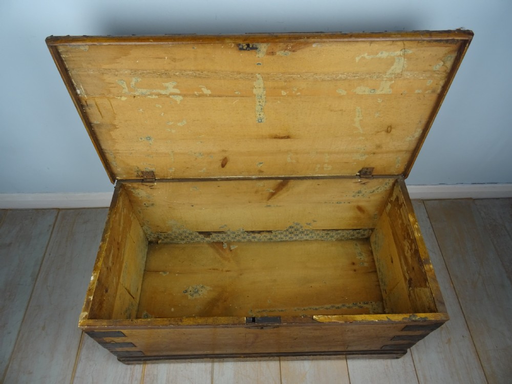 Original Victorian Hand Painted Travelling Trunk Chest View V