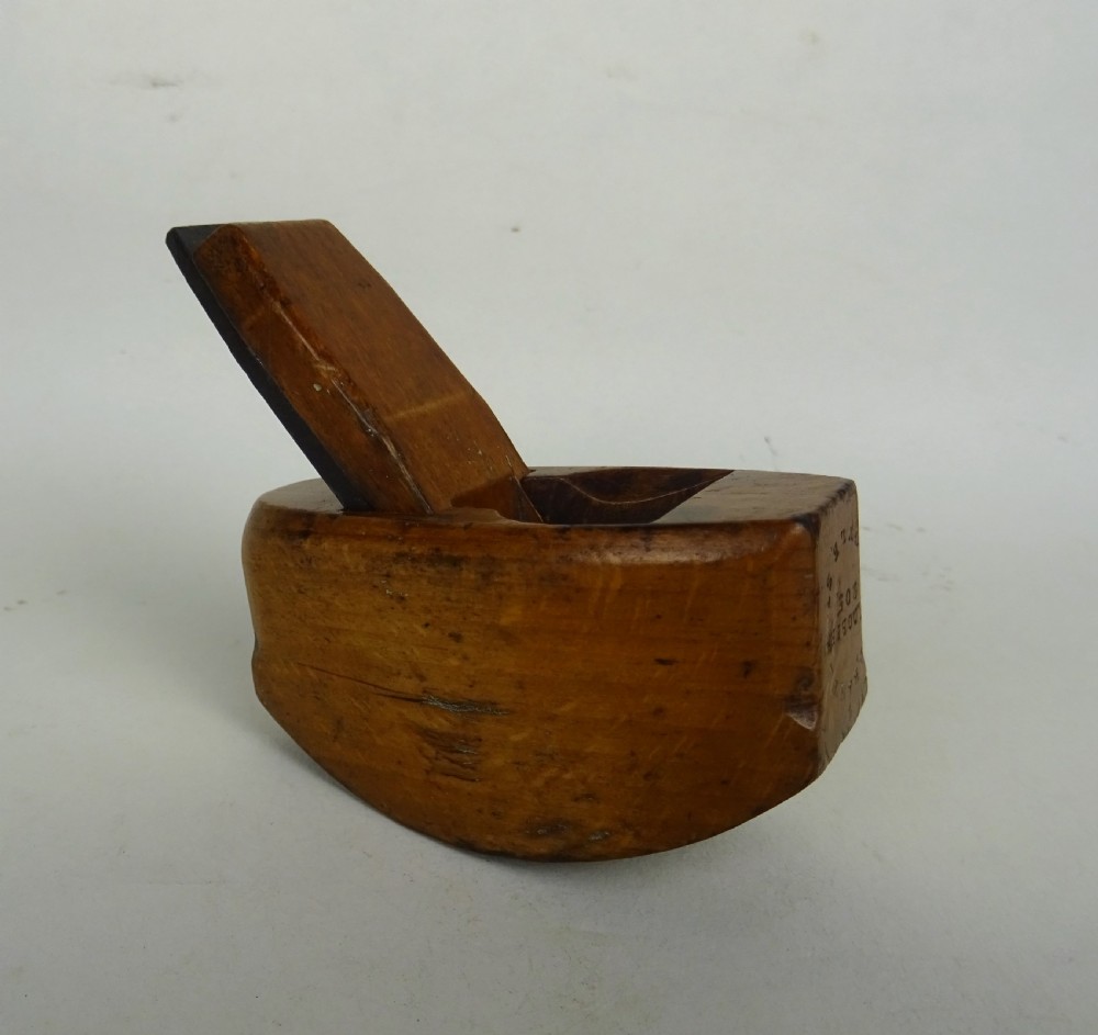 Victorian Violin Thumb Plane View IV