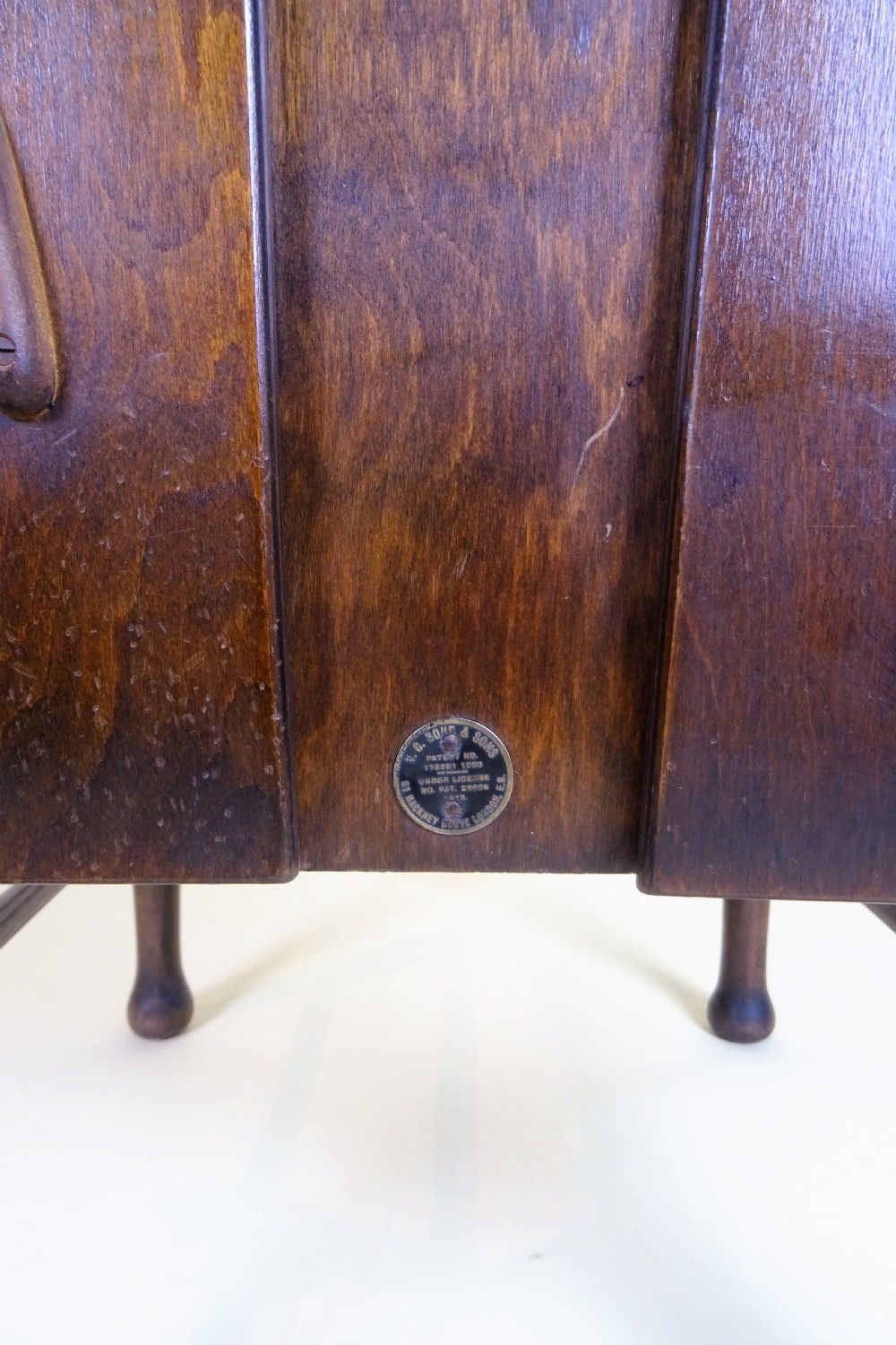 Edwardian Bedroom Trouser Press Chair View X