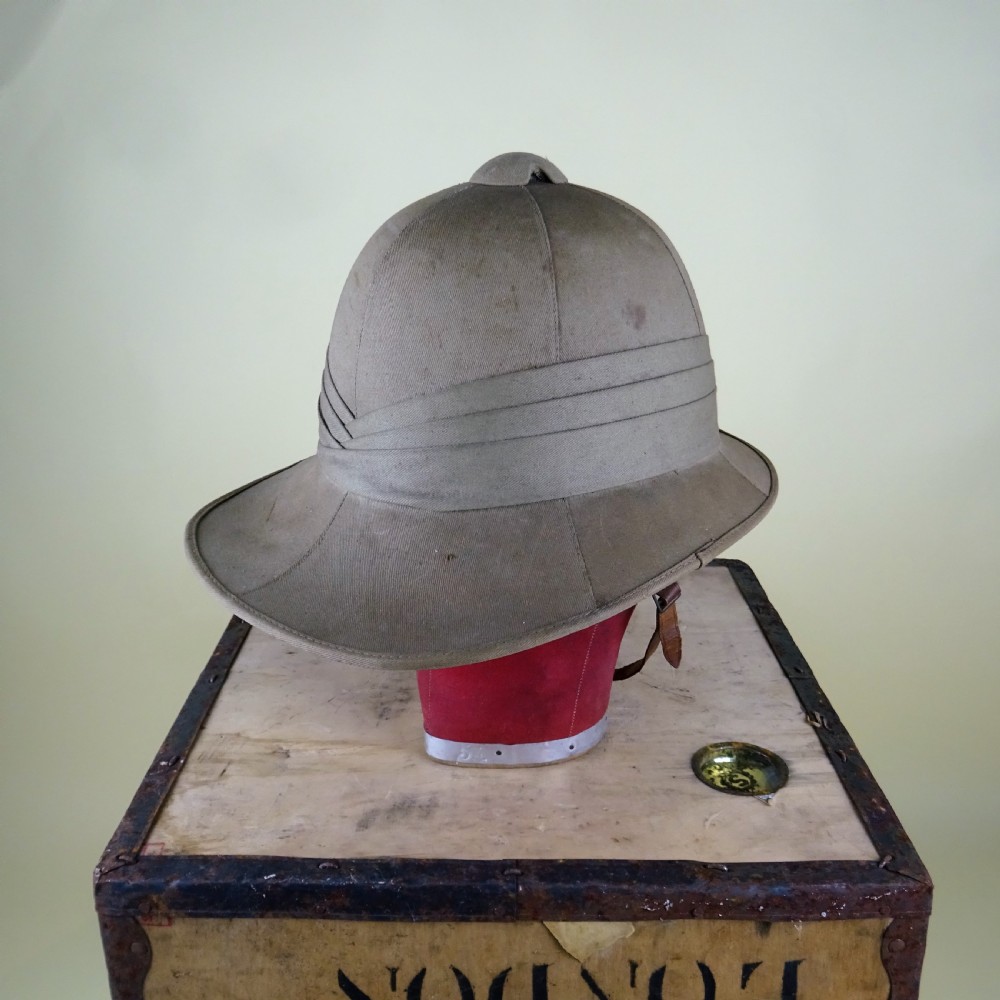 WW2 1942 Pith Helmet in Excellent Condition  View V