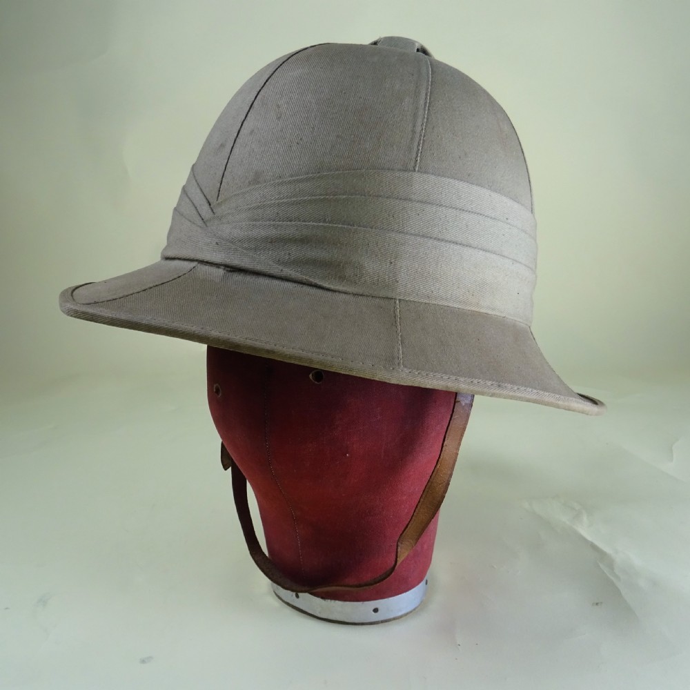 WW2 1942 Pith Helmet in Excellent Condition  View XII